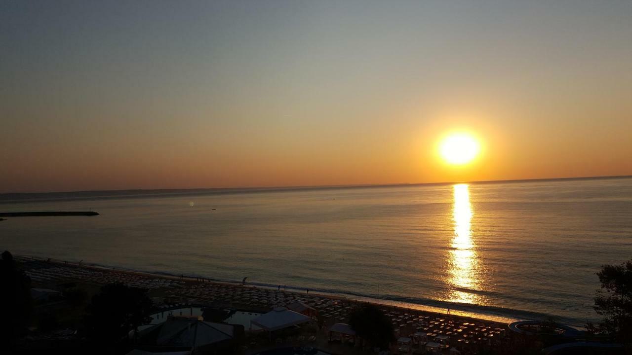 The Horse - De Silva Residence Mamaia Eksteriør bilde